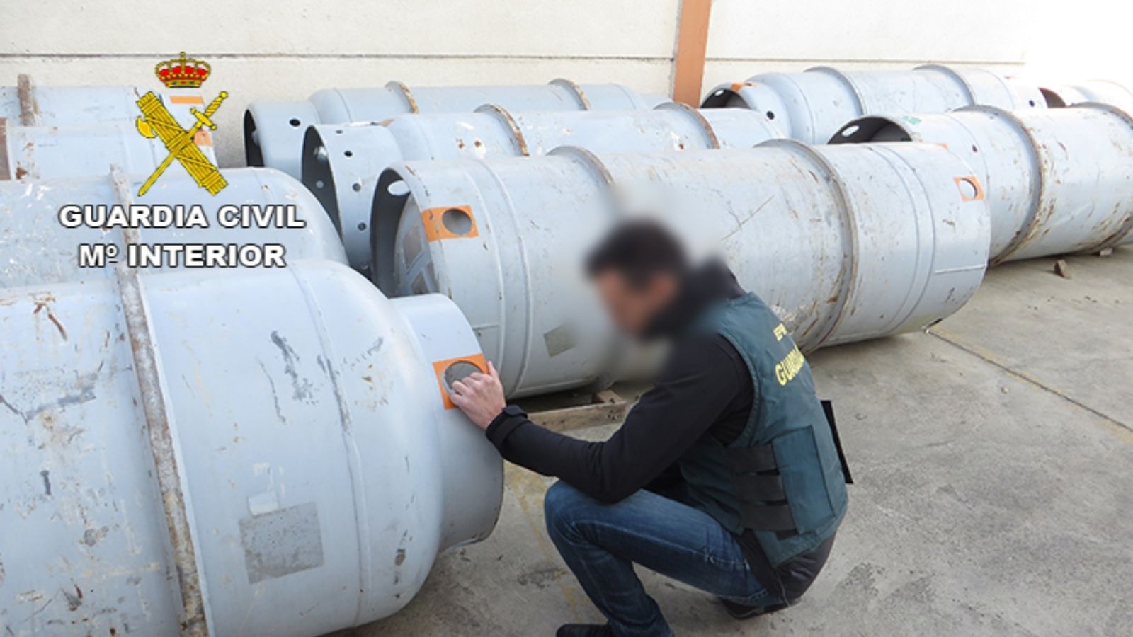 Destapen a València una xarxa de contrabans de gasos contaminants