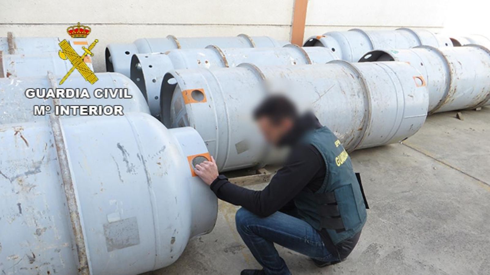 Destapen a València una xarxa de contrabans de gasos contaminants