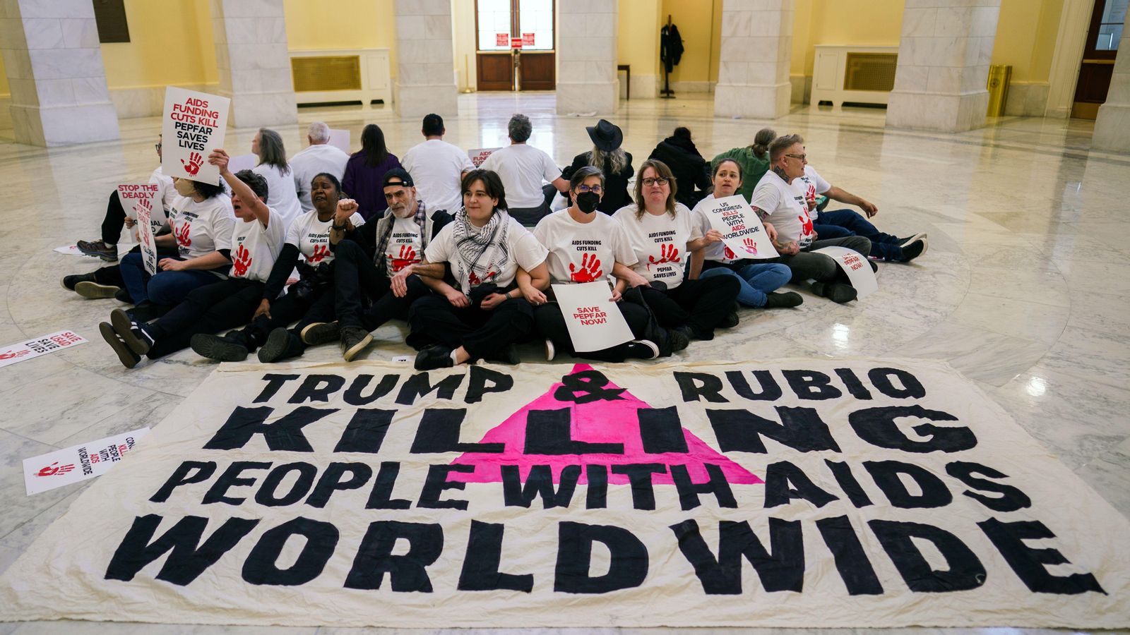 Protesta a Washington per les retallades al programa Pepfar de la Usaid per a abordar la propagació del VIH
