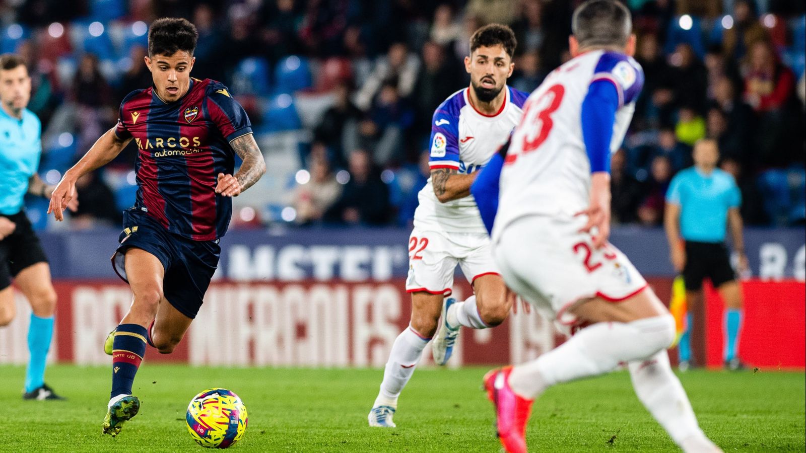 Brugué, en una acció del partit