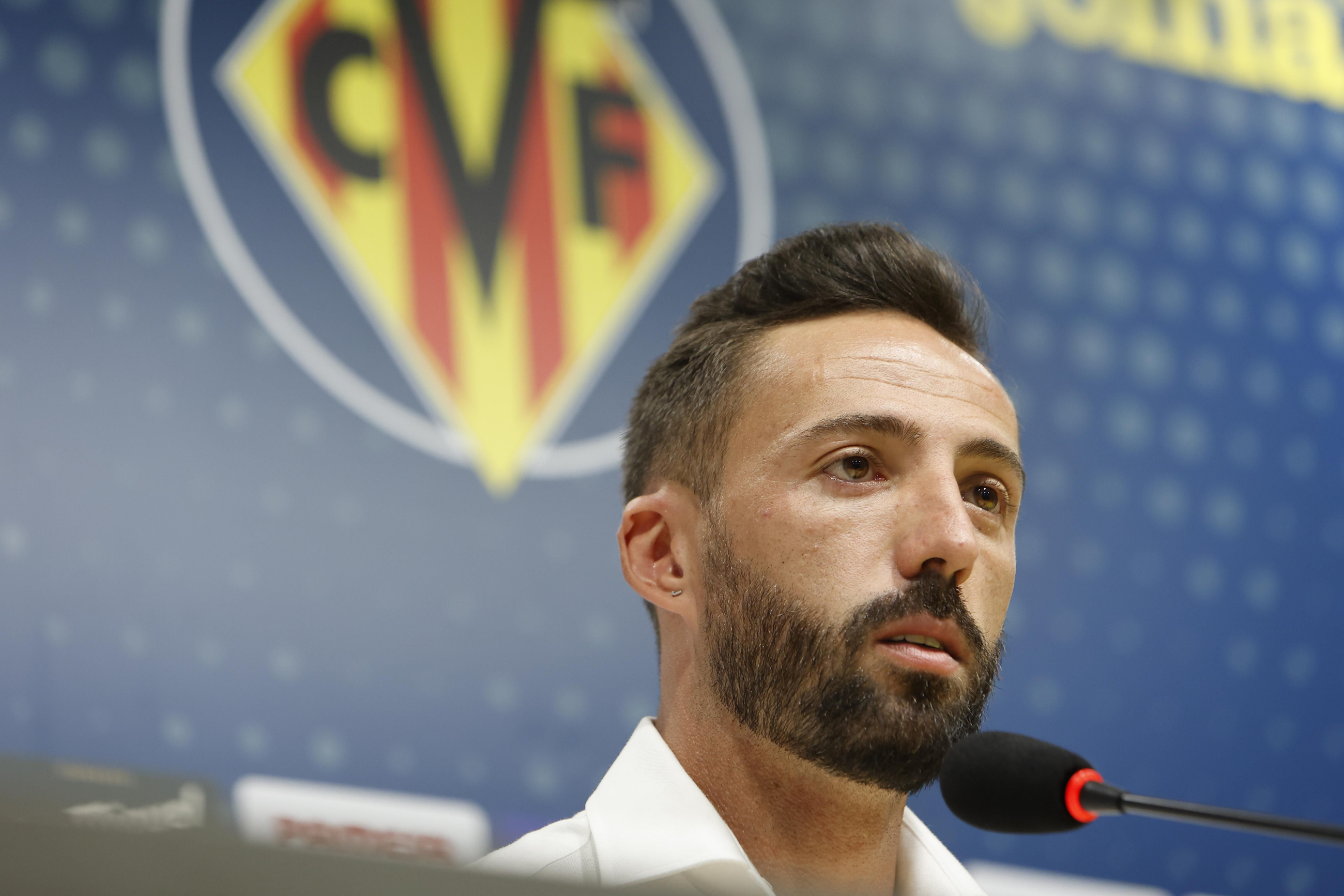 Presentació de José Luis Morales com a nou jugador del Vila-real Presentació de Jose Luis Morales com a nou jugador del Vila-real