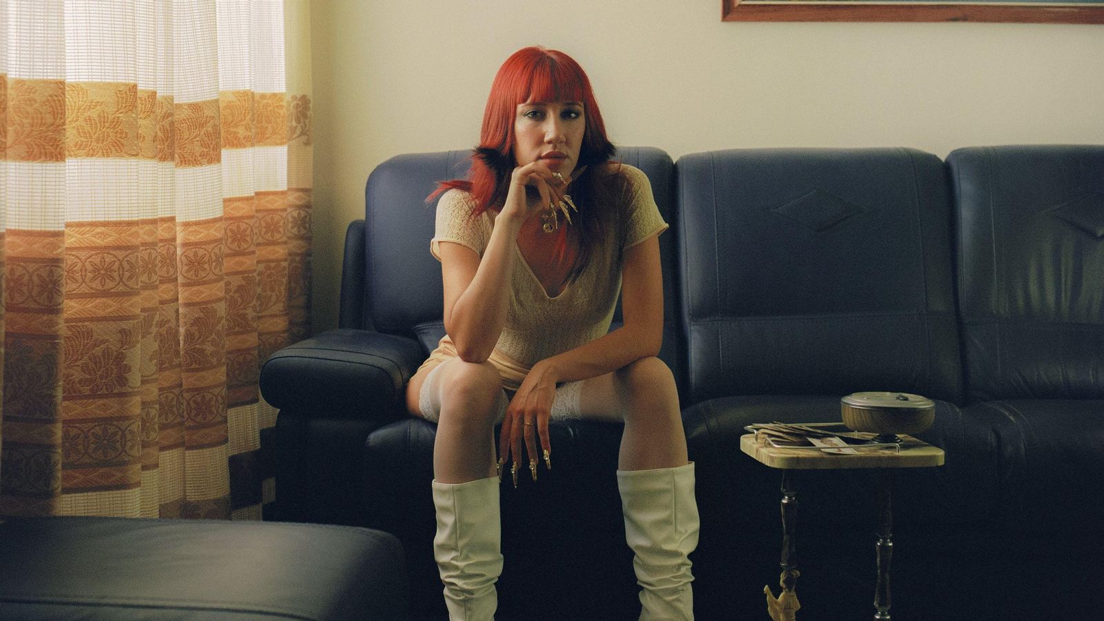 Sandra Monfort, en la portada del seu disc 'La Mona'