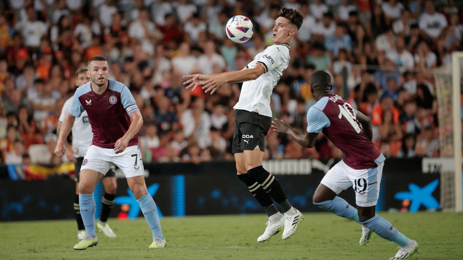 Pepelu, en una acció del partit