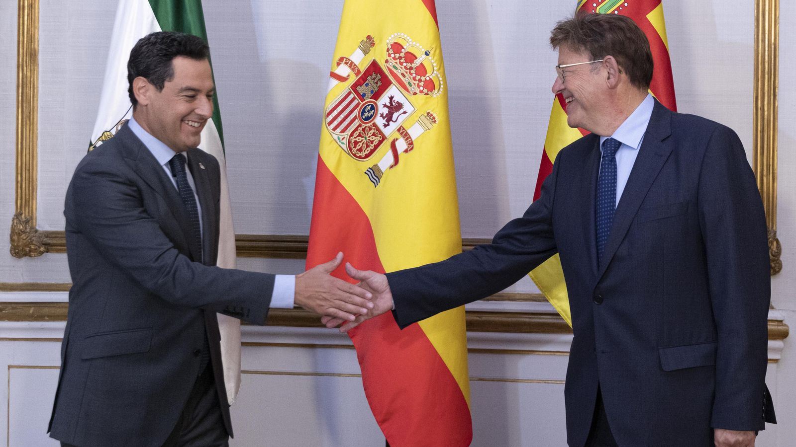 El president de la Junta, Juanma Moreno, es reuneix a Sevilla amb el president de la Generalitat, Ximo Puig