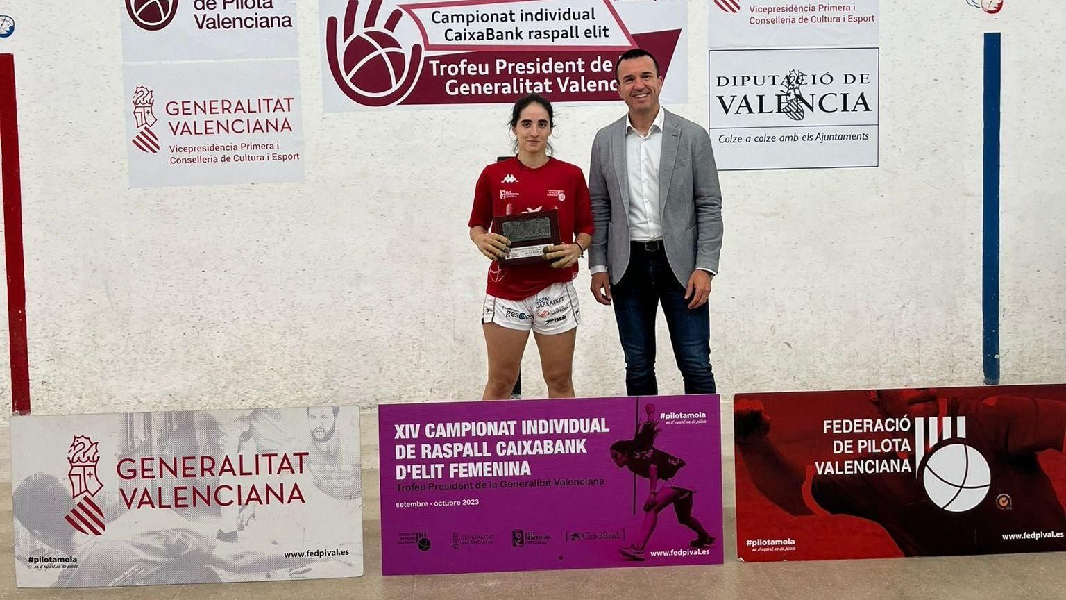 Victòria, campiona de l'Individual de raspall per sisena vegada Victòria, campiona de l'Individual de raspall per sisena vegada