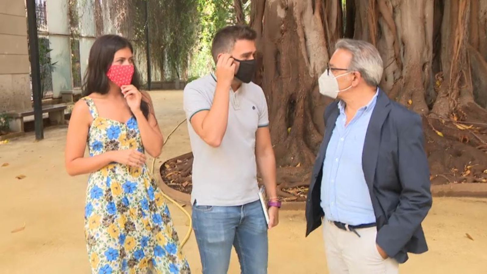 Naiara Davó, síndica d'Unides Podem, a l'esquerra, junt als síndics de Compromís i del PSPV, Fran Ferri i Manolo Mata, en una imatge d'arxiu