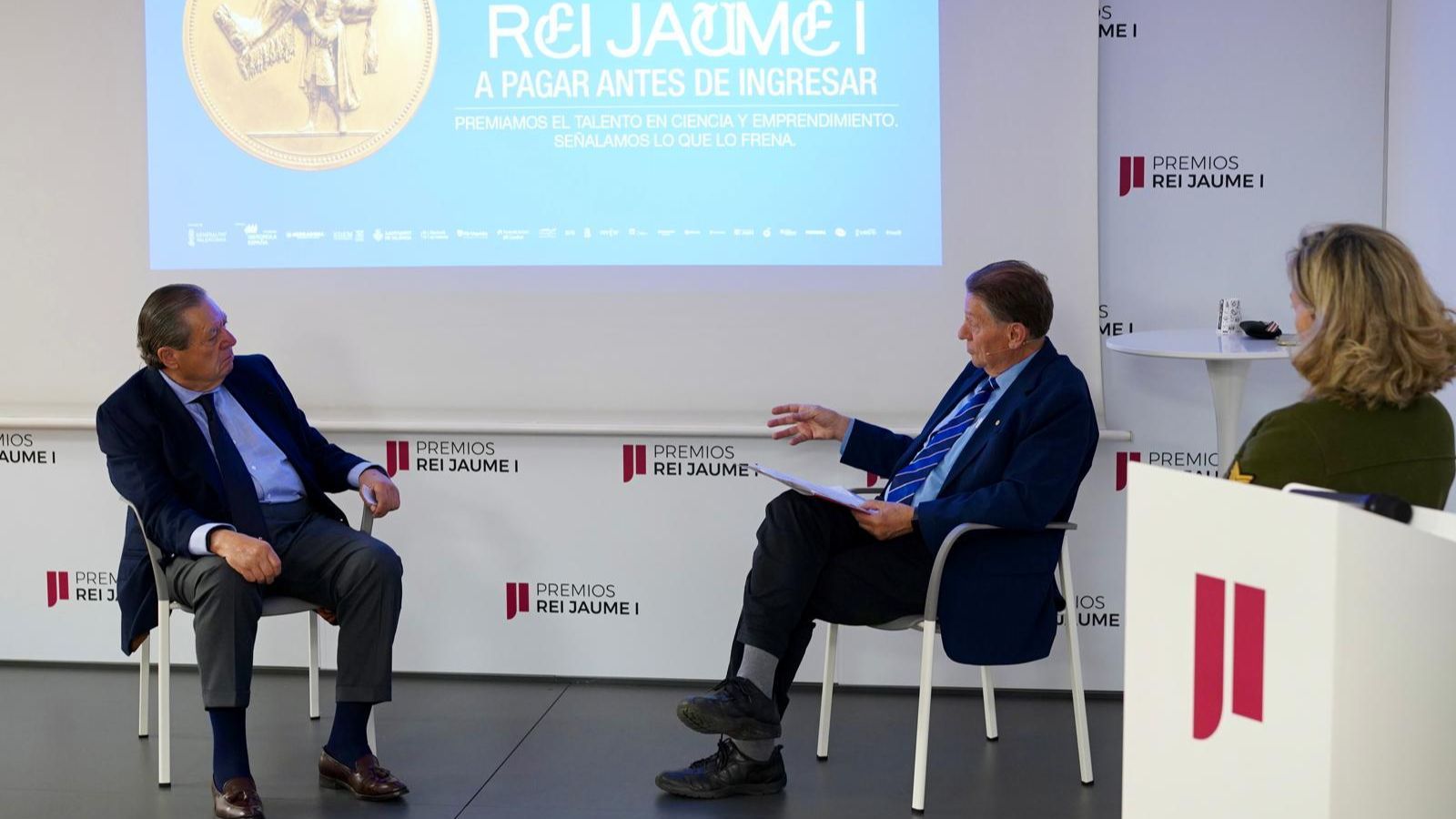 Vicente Boluda i Javier Quesada durant la roda de premsa que han oferit este divendres