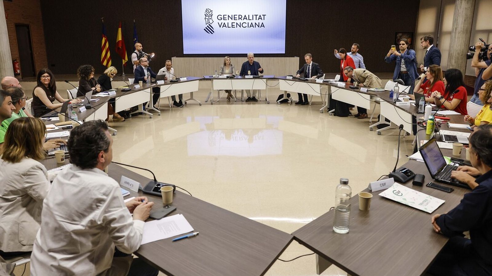 Segona negociació entre els sindicats d'ensenyament i la Conselleria d'Educació des de l'inici de la vaga