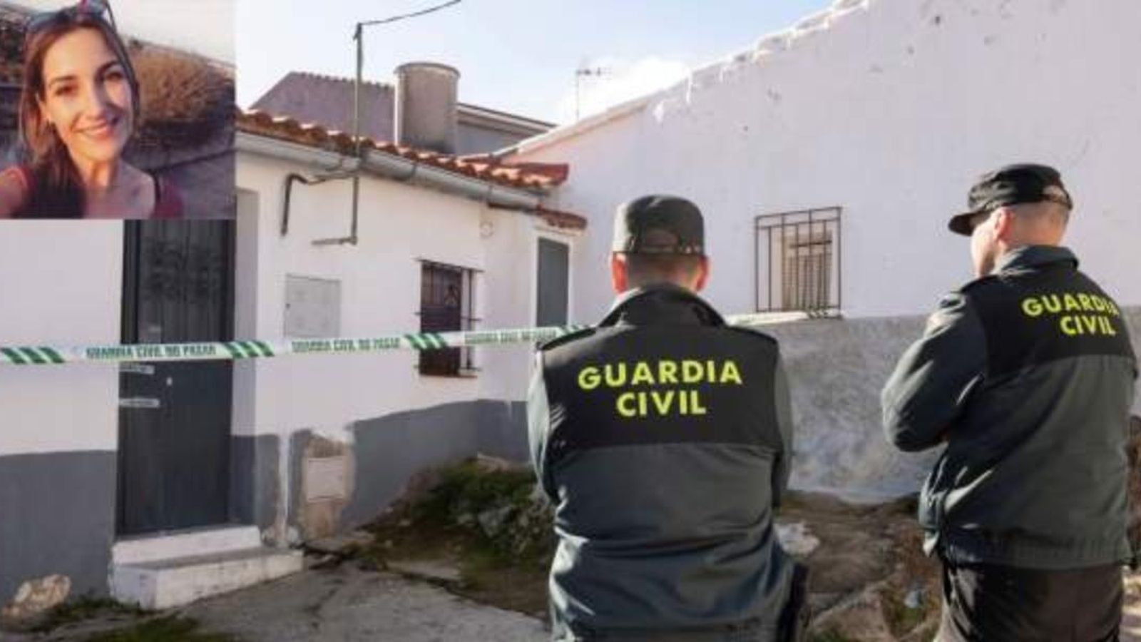 Efectius de la Guàrdia Civil a l’habitatge de la jove zamorana desapareguda a El Campillo