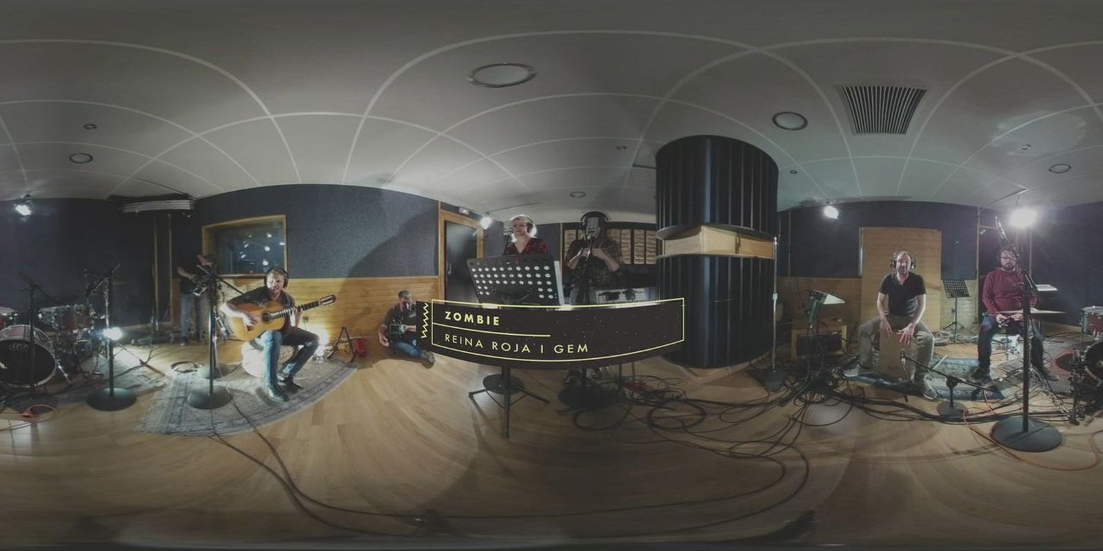 360° | Reina Roja i Gem versionen The Cranberries