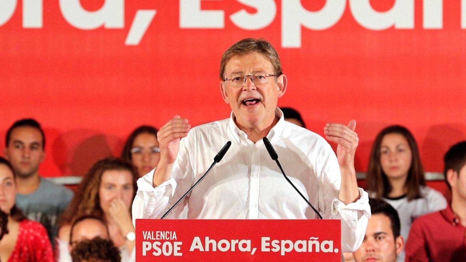 El president de la Generalitat Ximo Puig durant l'acte d'aquest dimecres amb Pedro Sánchez a València