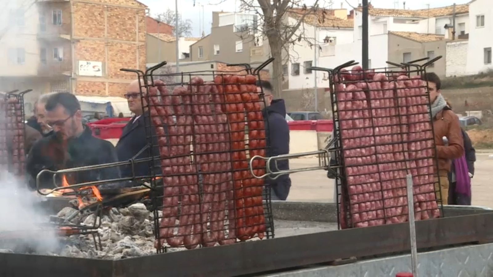 Embotits torrats que es van oferir en la fira de l'any passat