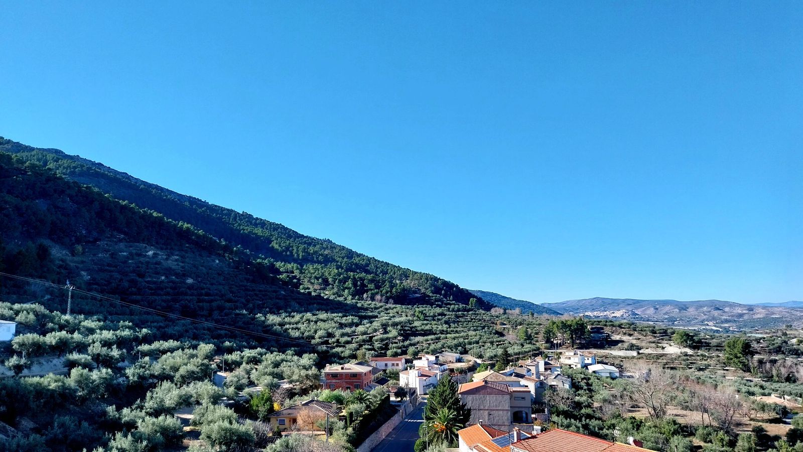 AGRES, EL COMTAT