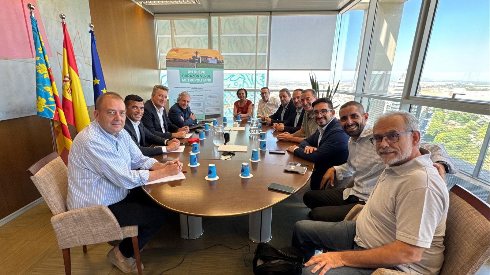 El conseller Vicente Martínez Mus ha mantingut una trobada amb els alcaldes de l'área d'influència del Parc Natural del Túria