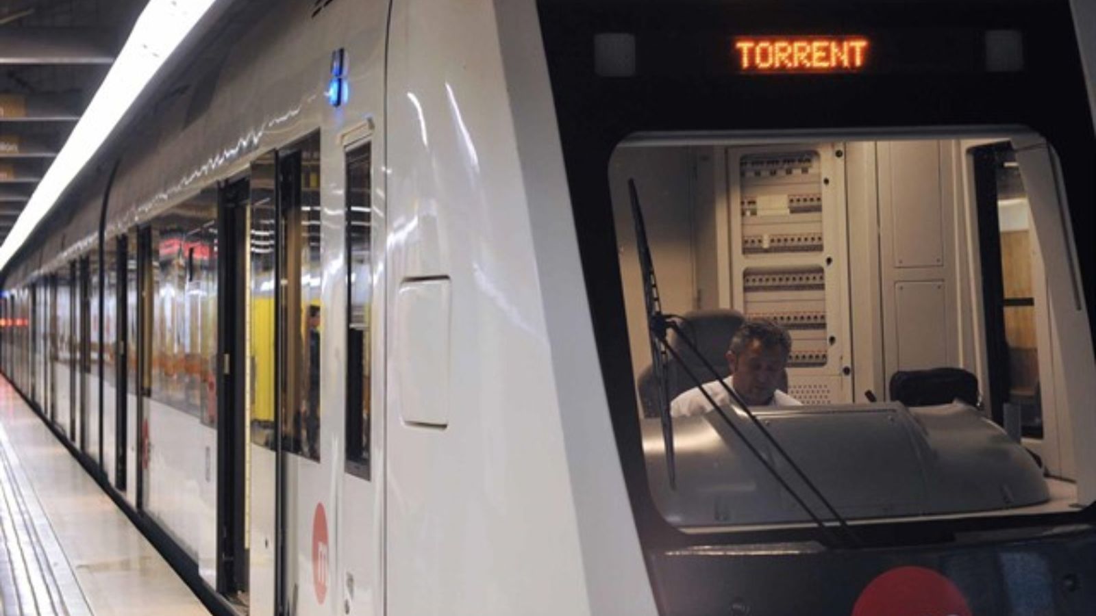 Línia de metro amb destinació a Torrent, en una imatge d'arxiu