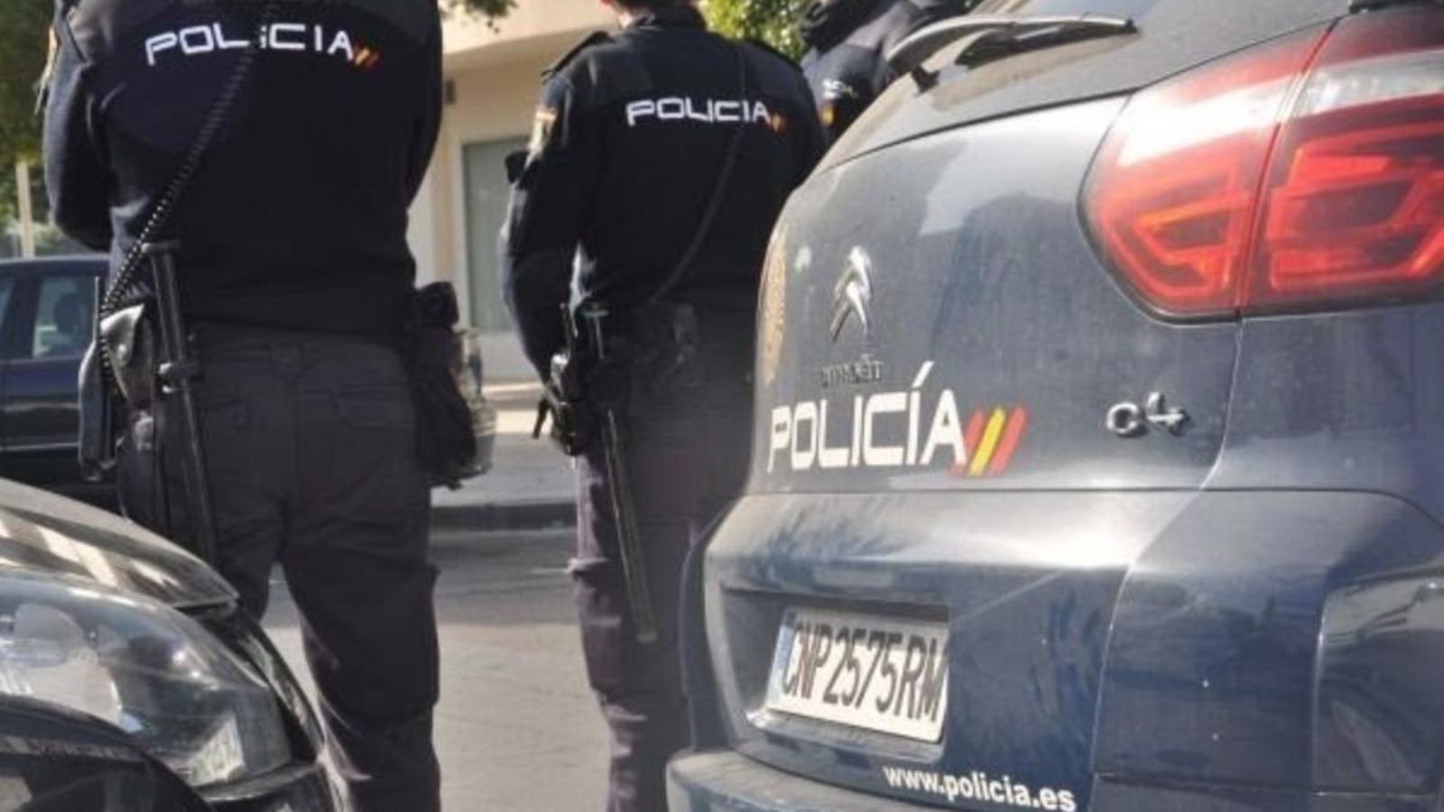 Imatge d'arxiu de dos agents de la Policia Nacional (Europa Press)