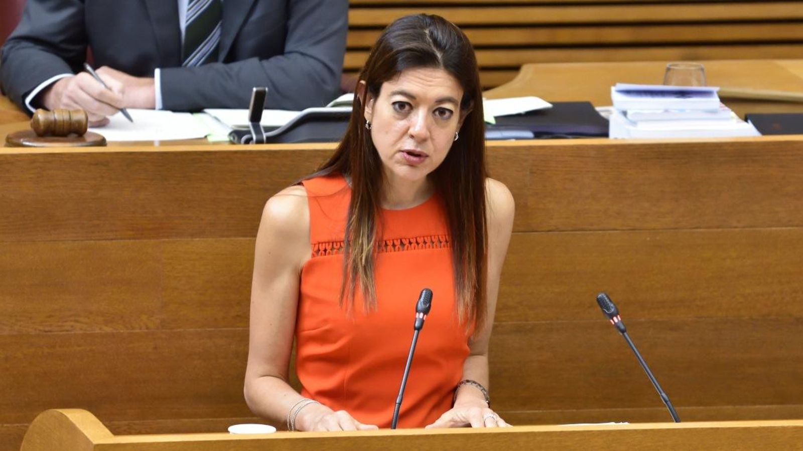 Carolina Pascual ha presentat a les Corts els objectius del seu departament per a la legislatura