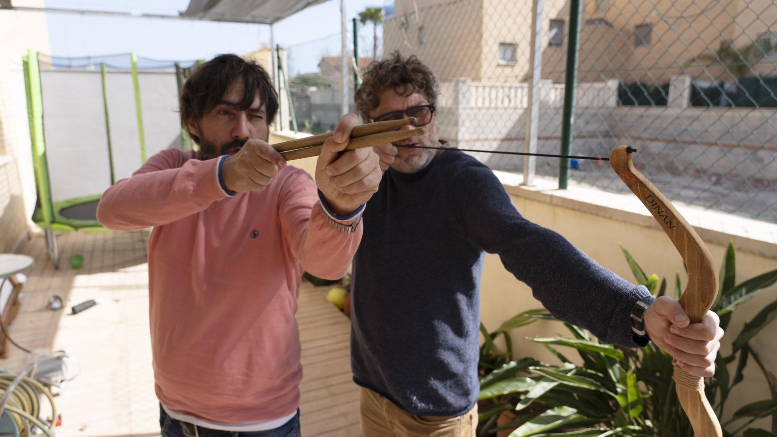 L’intent d’assassinat de Ximo, la guillotina i els famosos de quilòmetre zero