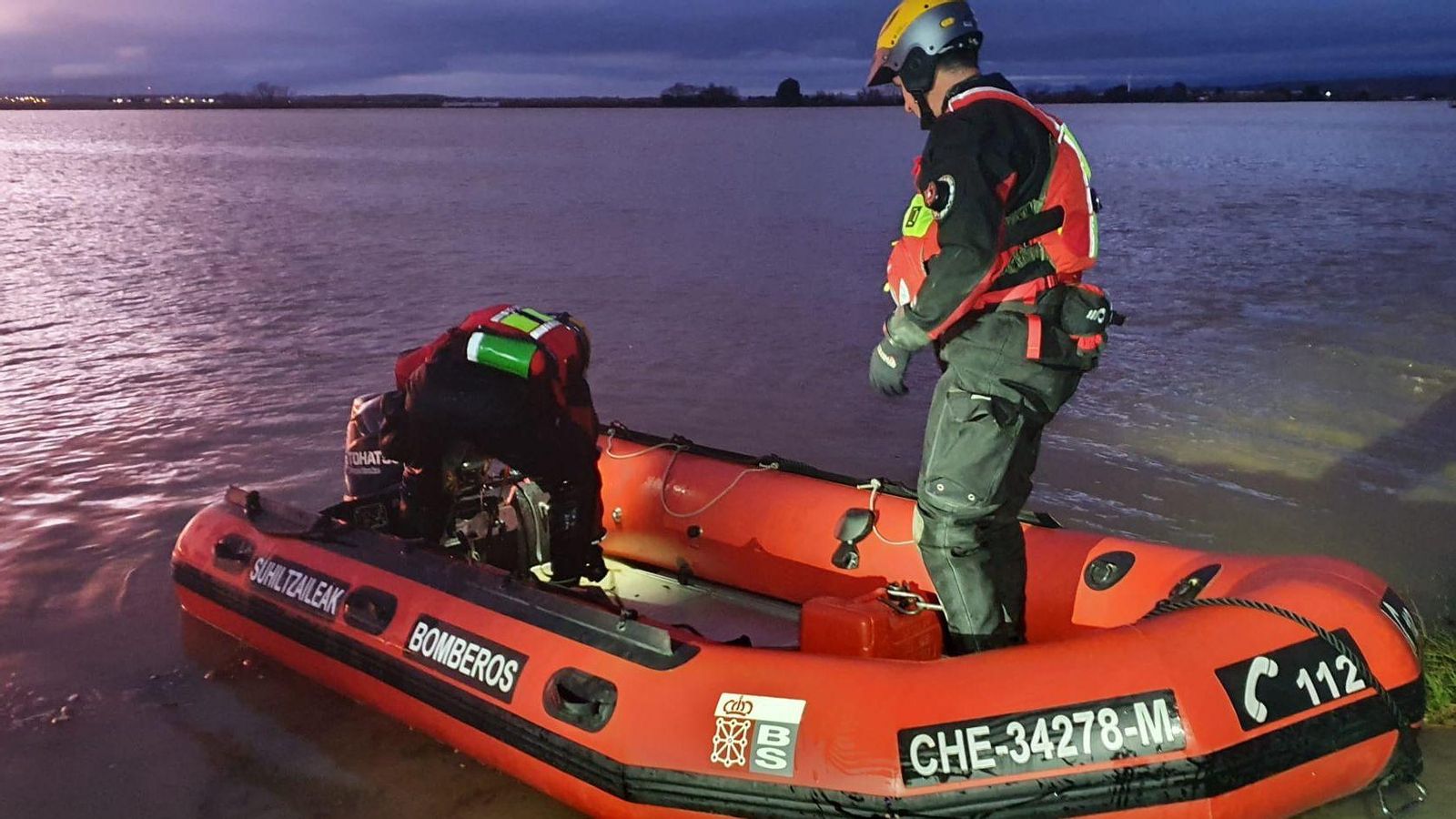 Imatge del dispositiu de rescat dels bombers de Navarra