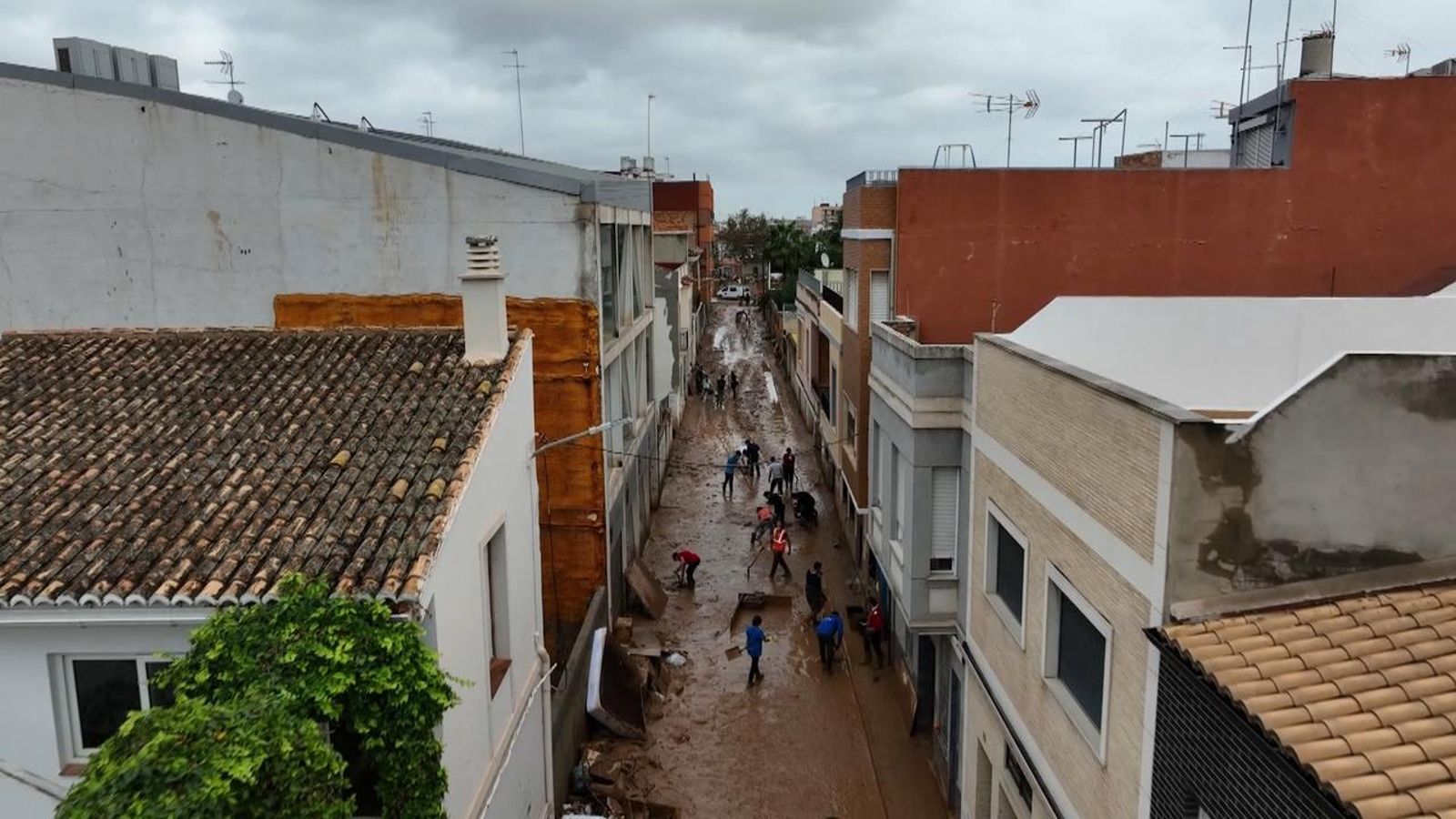 Vista aèria d'un poble afectat per la DANA