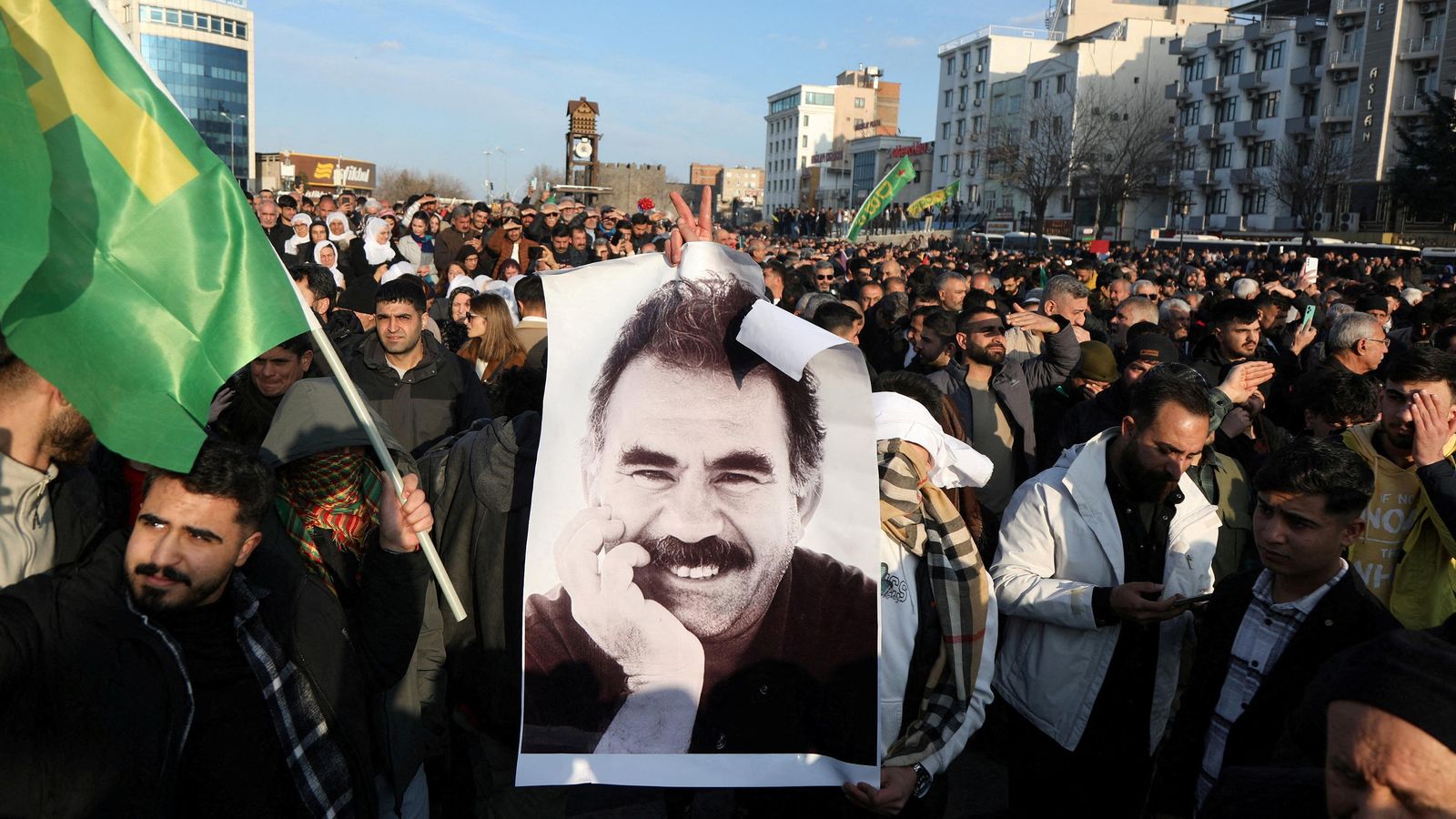 Fotografia del líder militant kurd empresonat Abdullah Ocalan durant una manifestació en Diyarbakir, Turquia