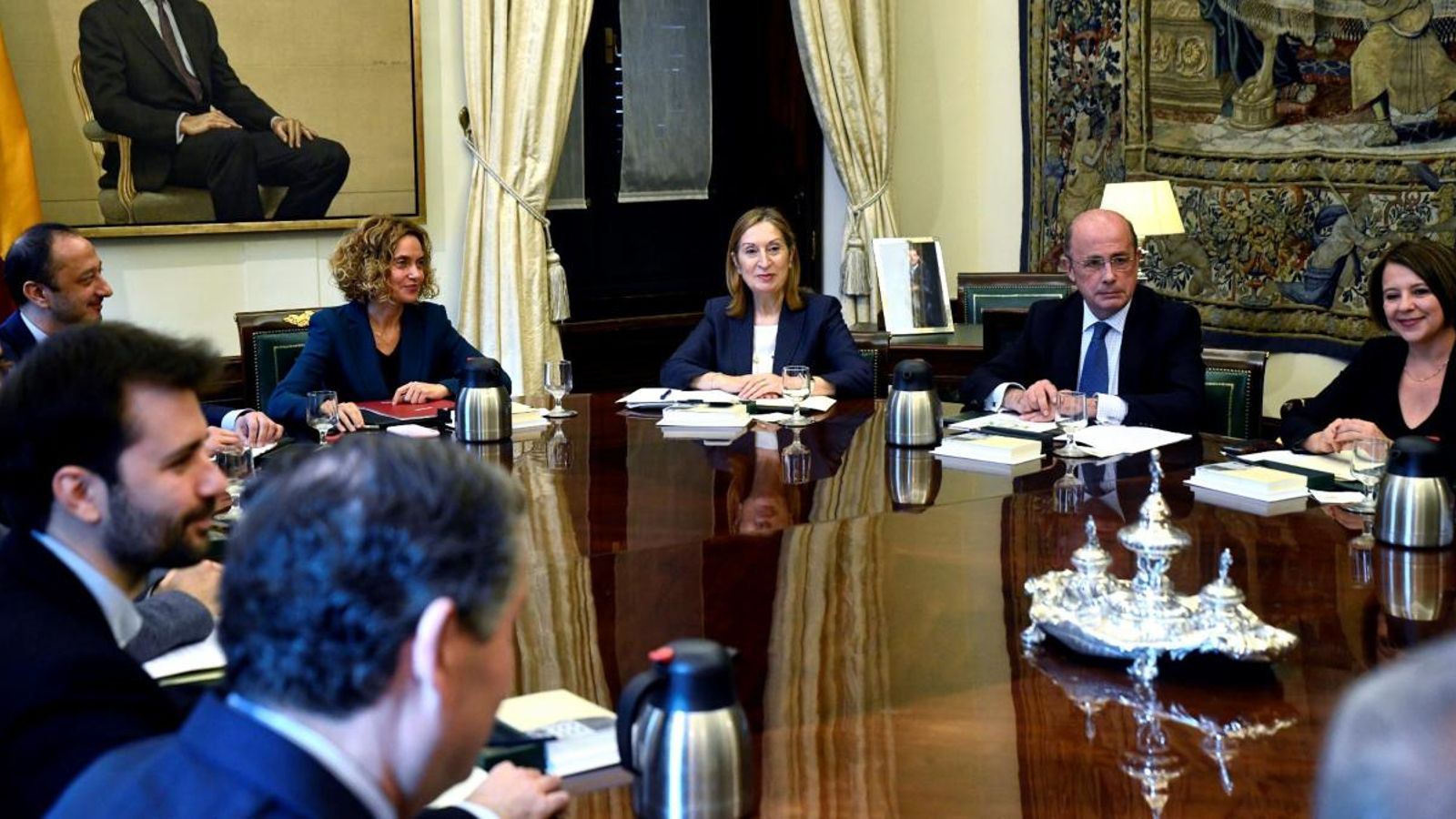 Imatge d'arxiu de la primera reunió de la Mesa del Congrés