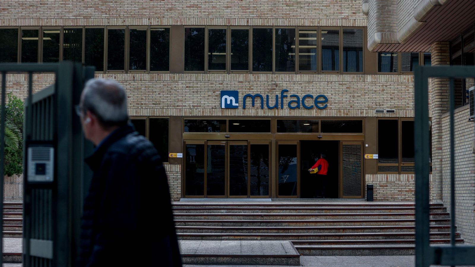 Façana d'un edifici de Muface