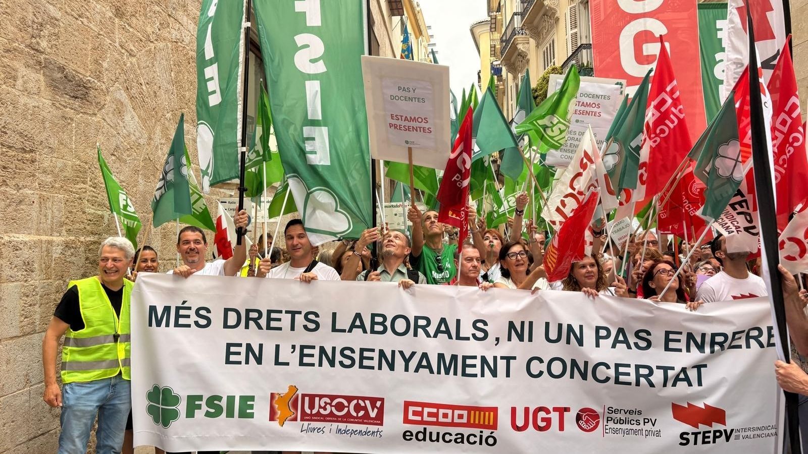 Imatge d’arxiu de la segona jornada d'aturades en l'ensenyament concertat