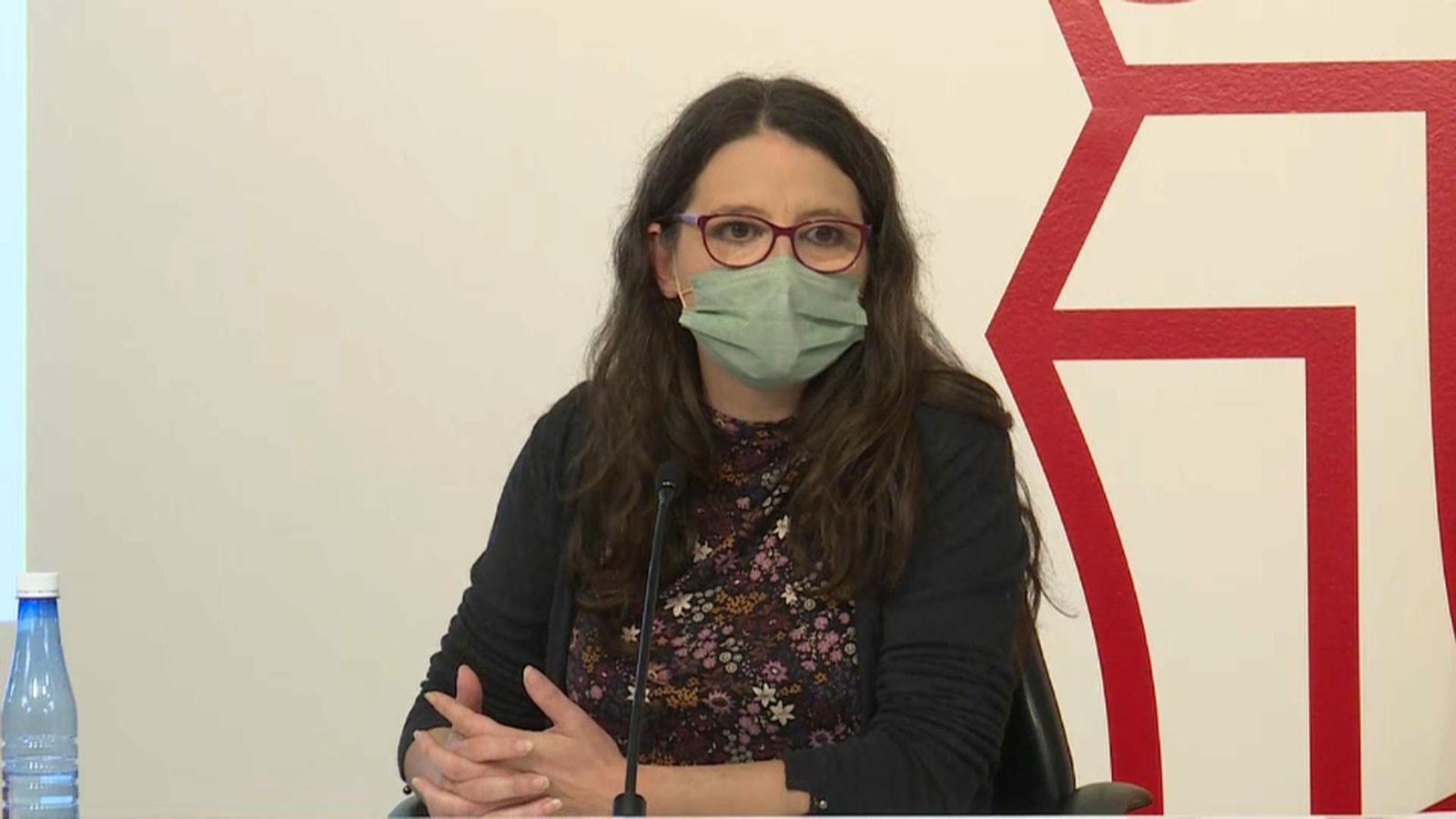 La vicepresidenta del Consell, Mónica Oltra, durant la roda de premsa del Ple del Consell