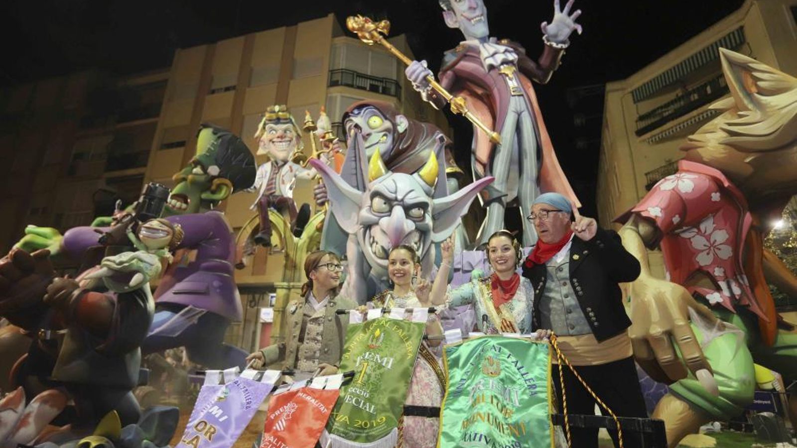 Imatge d'arxiu de la falla República Argentina de Xàtiva, amb la seua fallera major Raquel Ventura