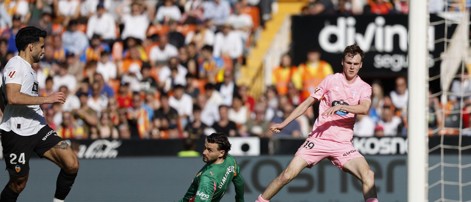 Williot marca l'1-3 a Mestalla