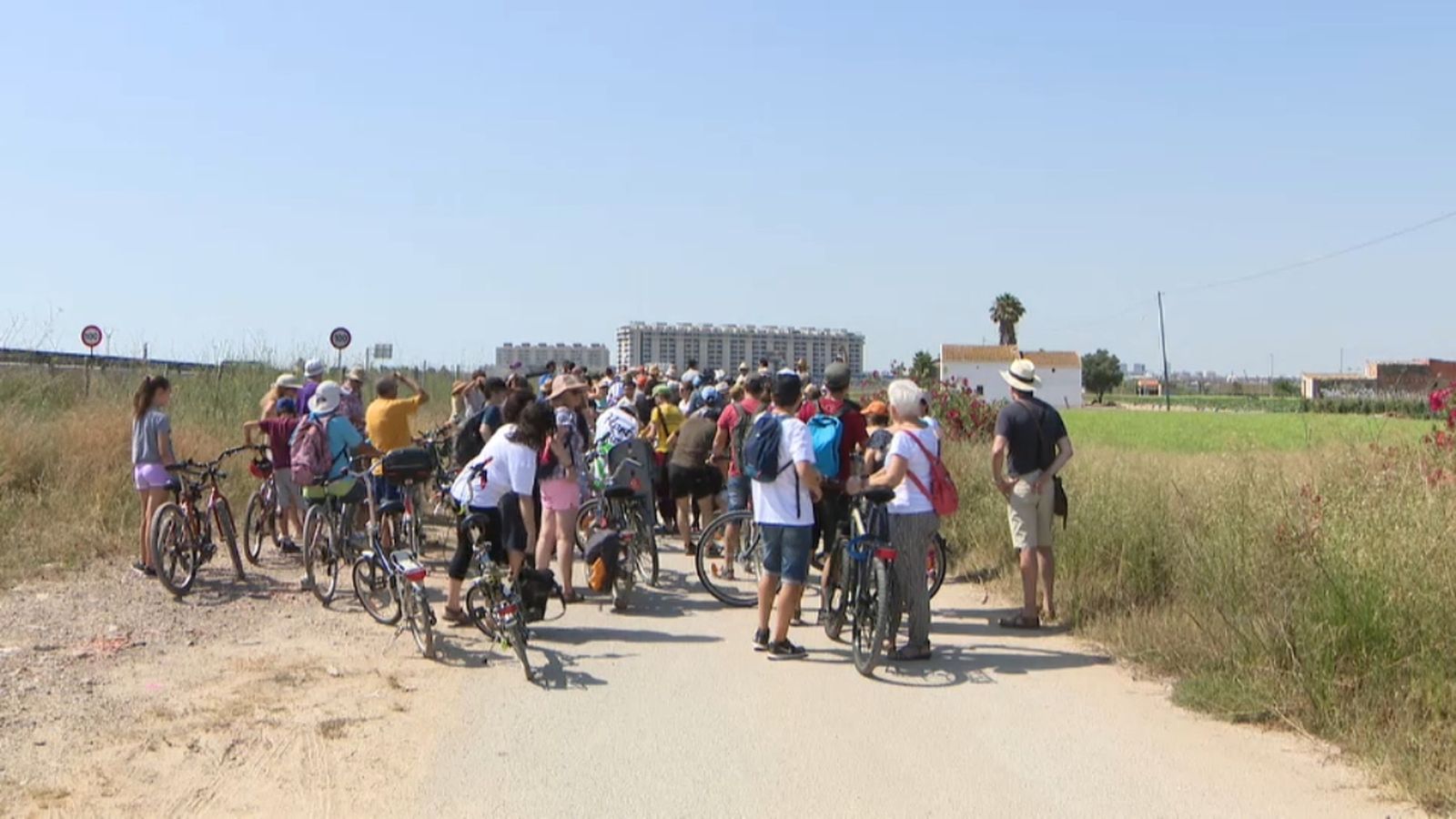 Els veïns reivindiquen mantindre 80.000 metres quadrats de camp