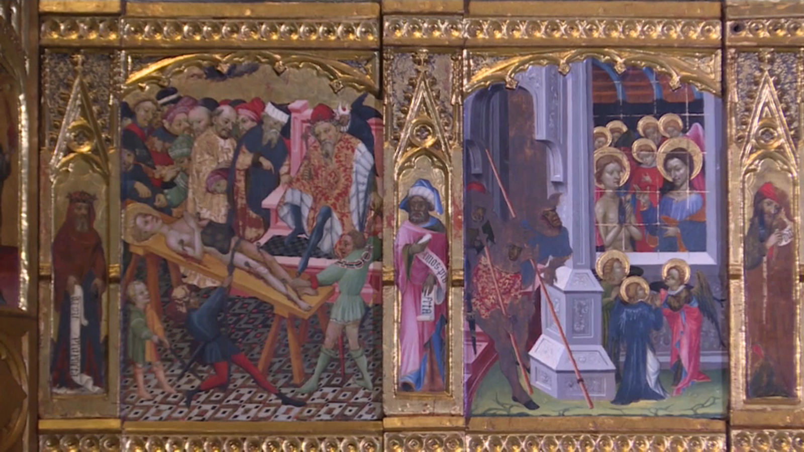 Detall de la predel·la o part inferior del retaule, una obra mestra del gòtic valencià Detall de la predel·la o part inferior del retaule, una obra mestra del gòtic valencià