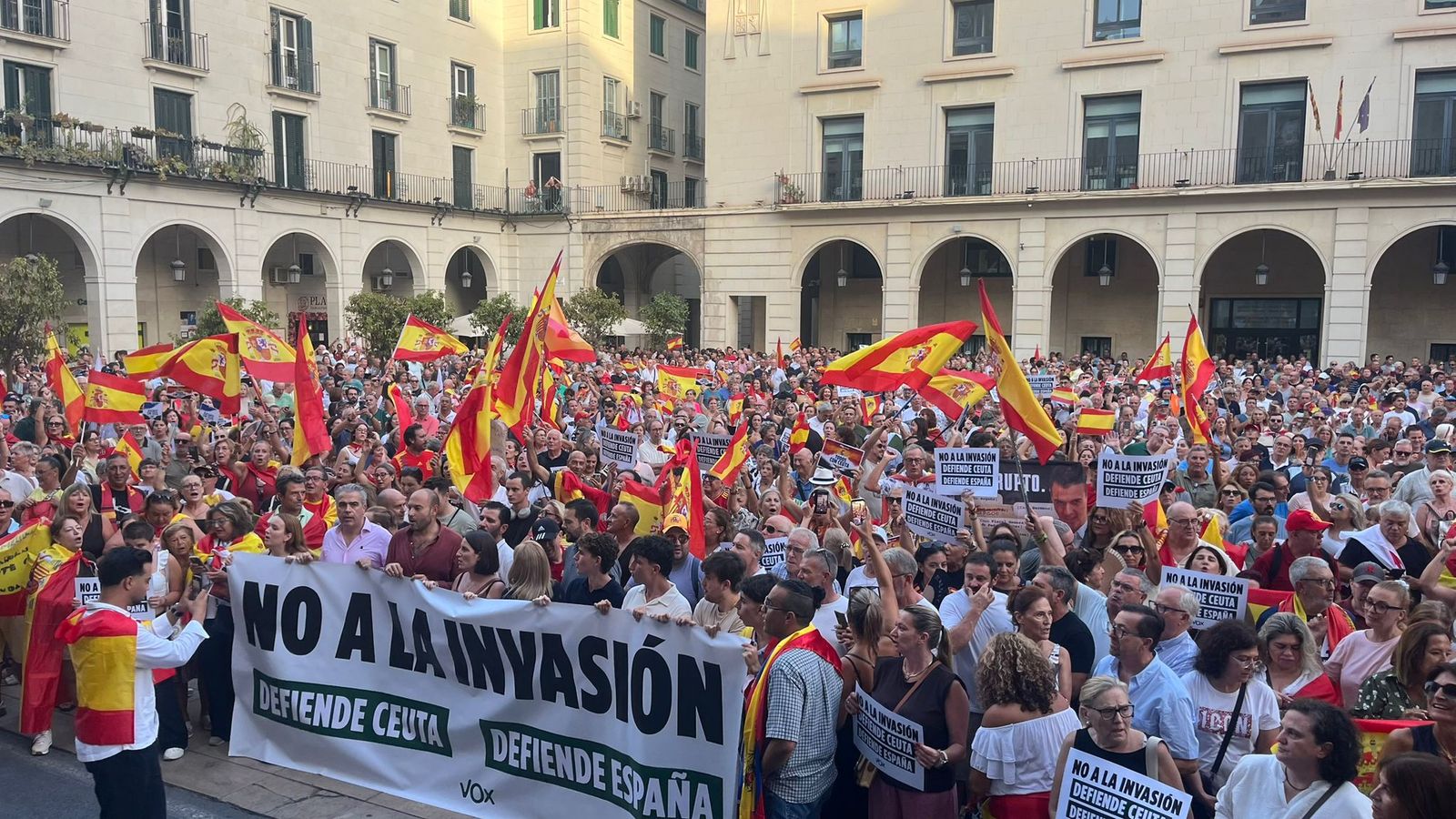 Un moment de la concentració a Alacant
