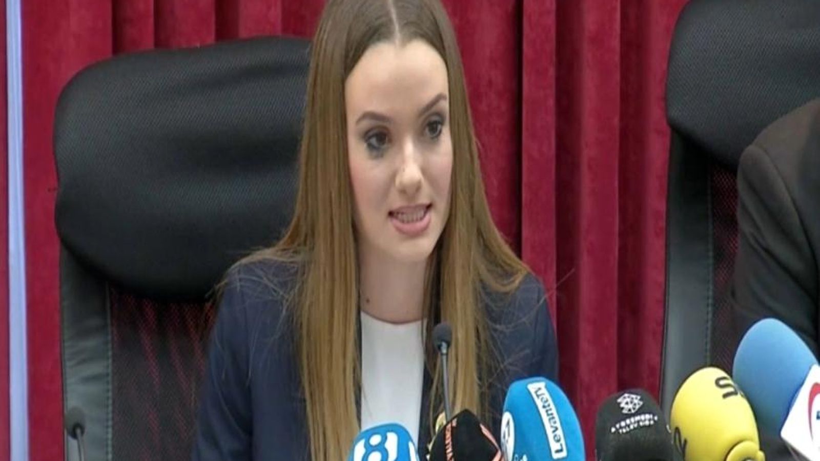 VÍDEO | Primera intervenció de la Fallera Major de València després d'ajornar-se les Falles