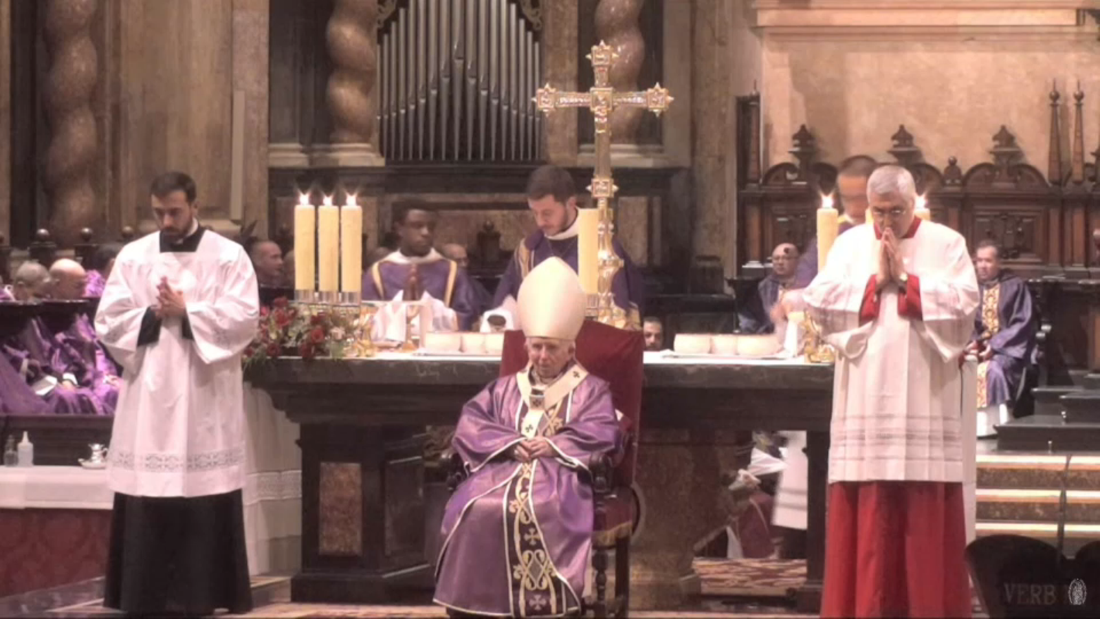 El cardenal Cañizares ha oficiat l'última missa aquest diumenge