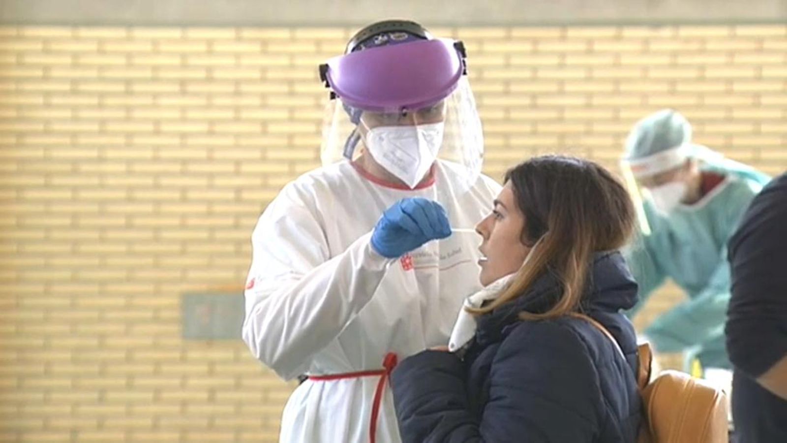 Espanya es replega davant de les pitjors xifres des de l'inici de la pandèmia