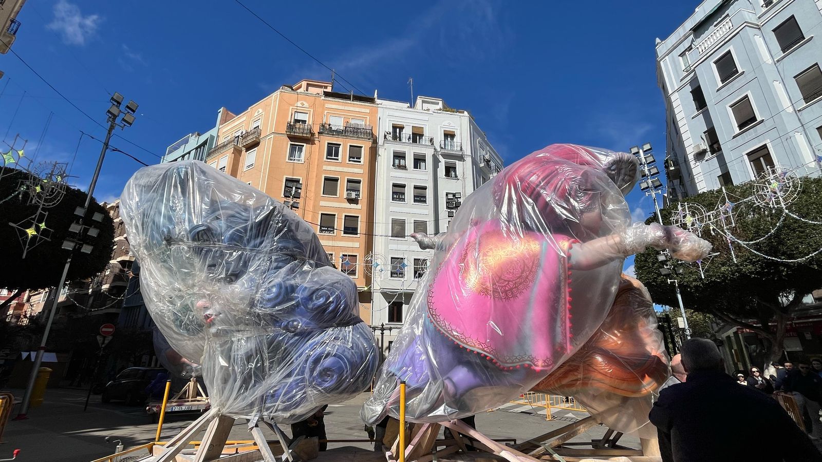 Continuen arribant els ninots al centre de València