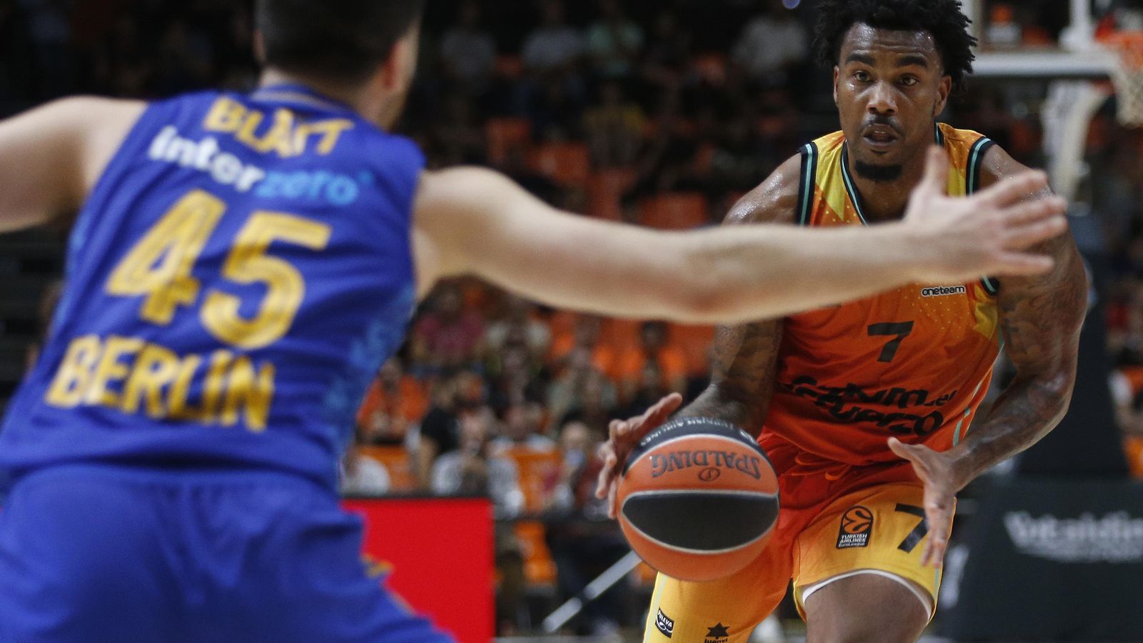 Primera victòria del València Basket en Eurolliga com a local Primera victòria del València Basket en Eurolliga com a local