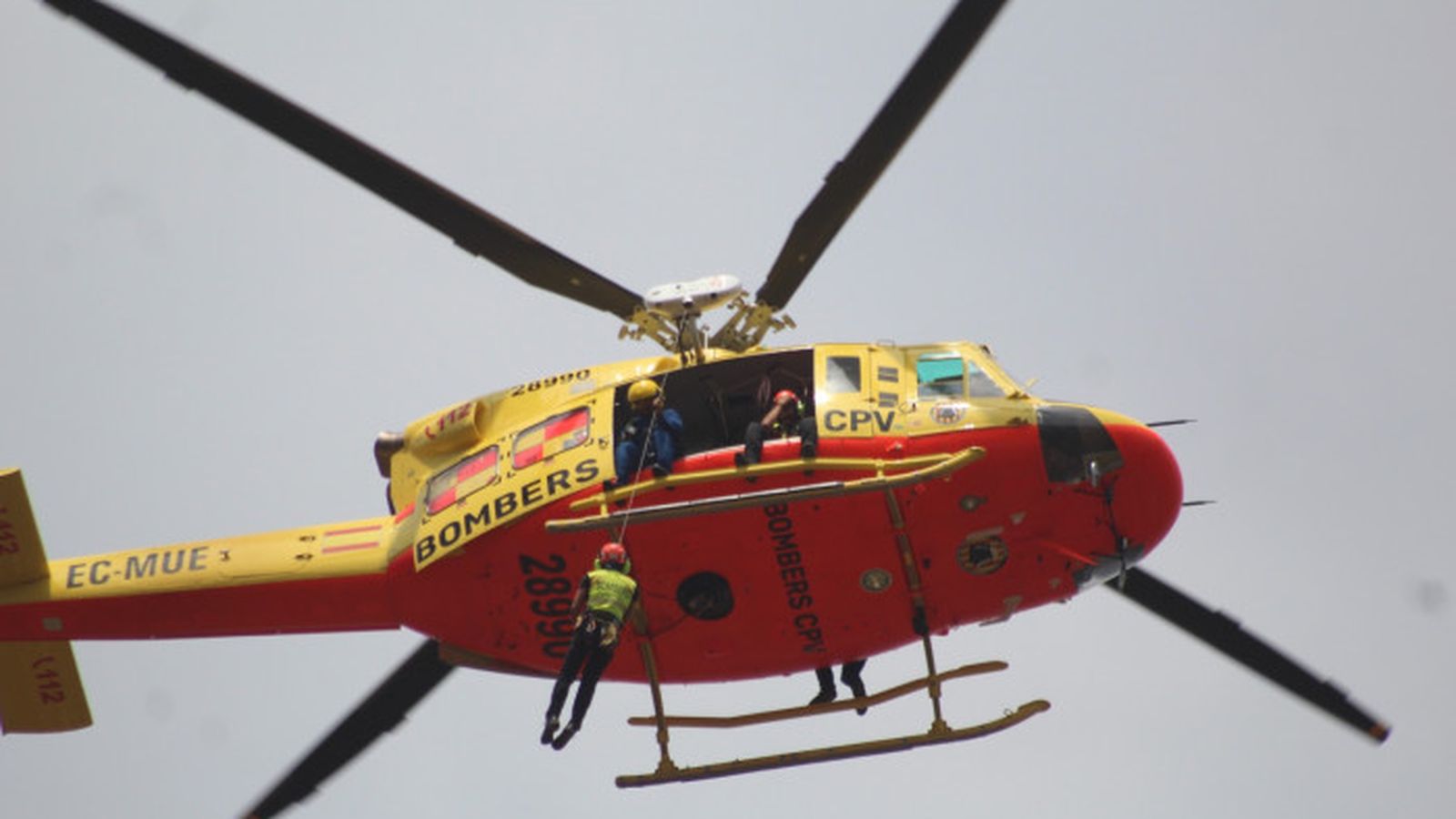 Helicòpter del Grup Especial de Rescat en Altura del Consorci