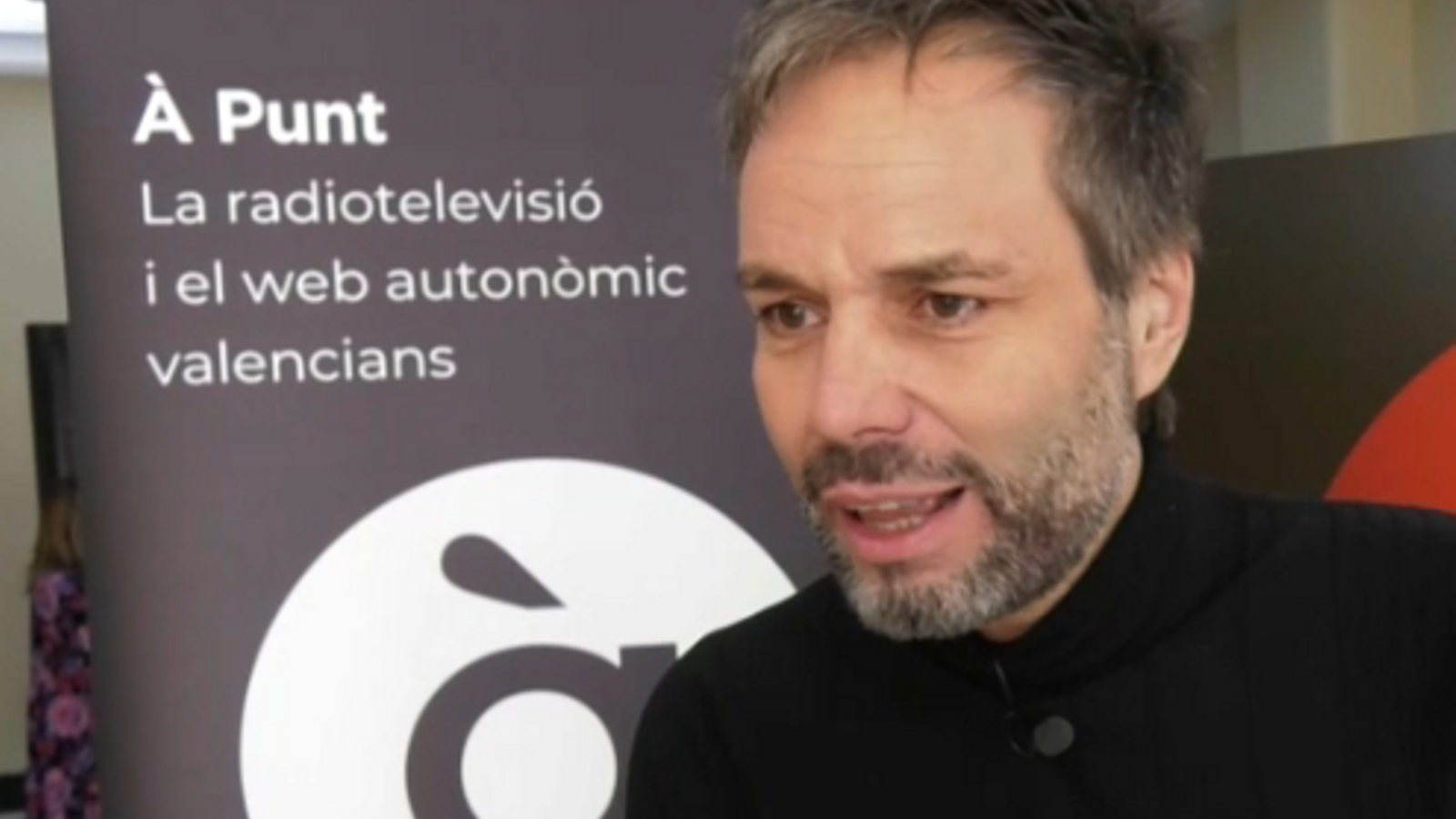 Josep Vicent, presentador de 'Tot és Art'