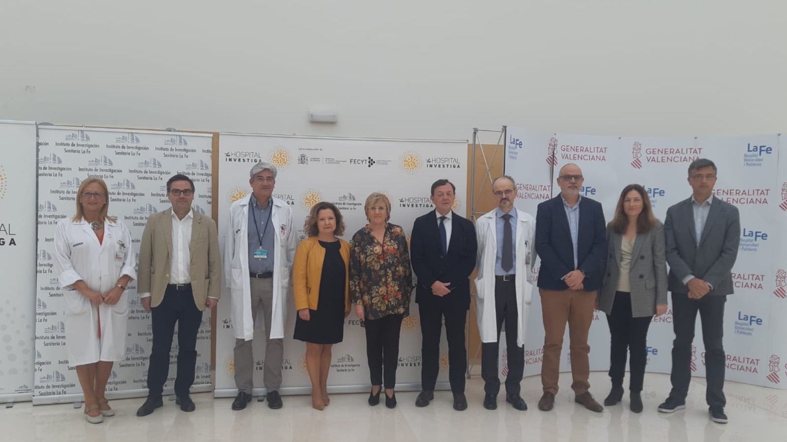 Responsables de l'IRS La Fe, amb la consellera de Sanitat, en l’acte  commemoratiu del desé aniversari de l’organisme investigador