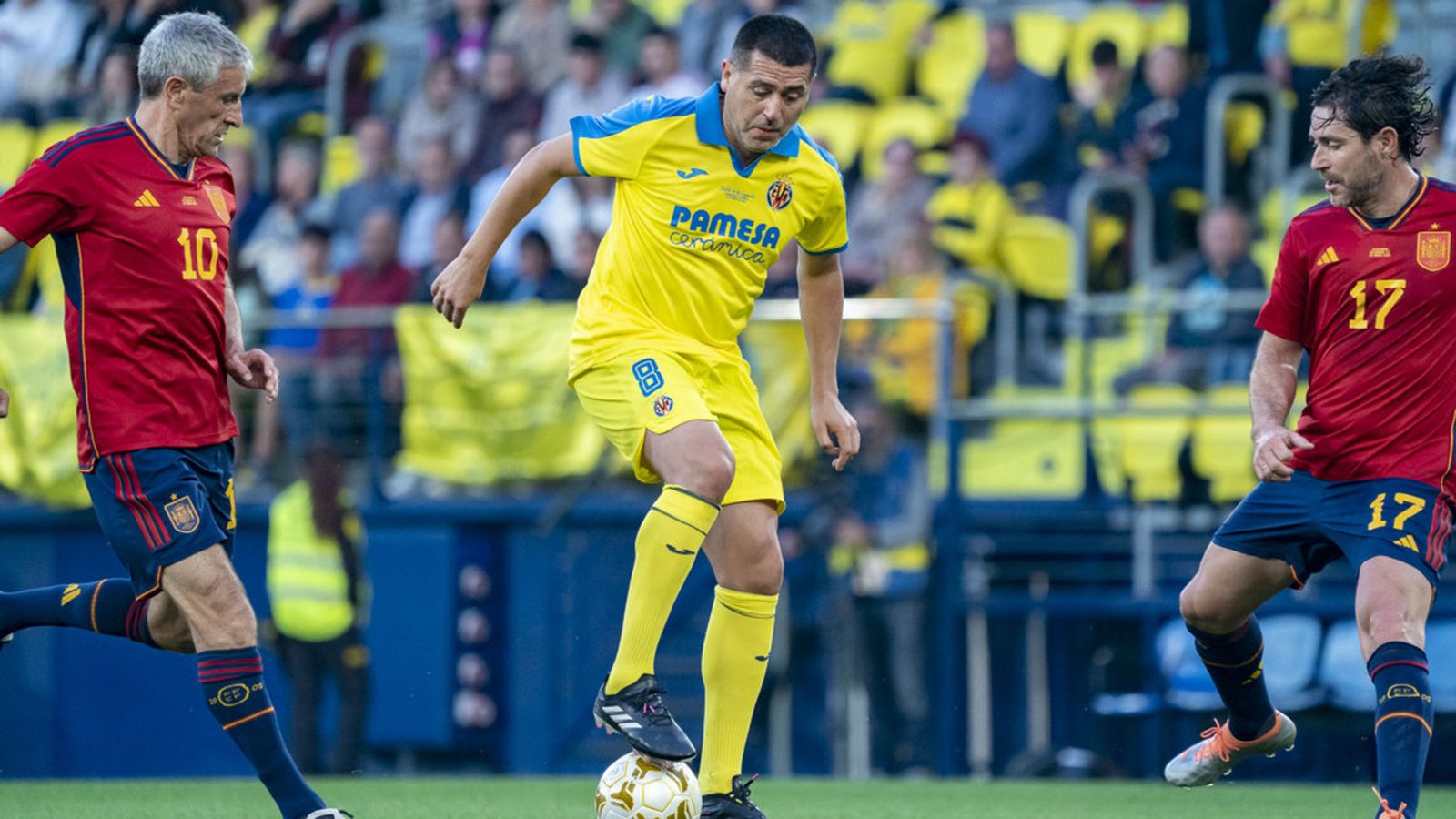 Vila-real vibra amb el partit de les llegendes