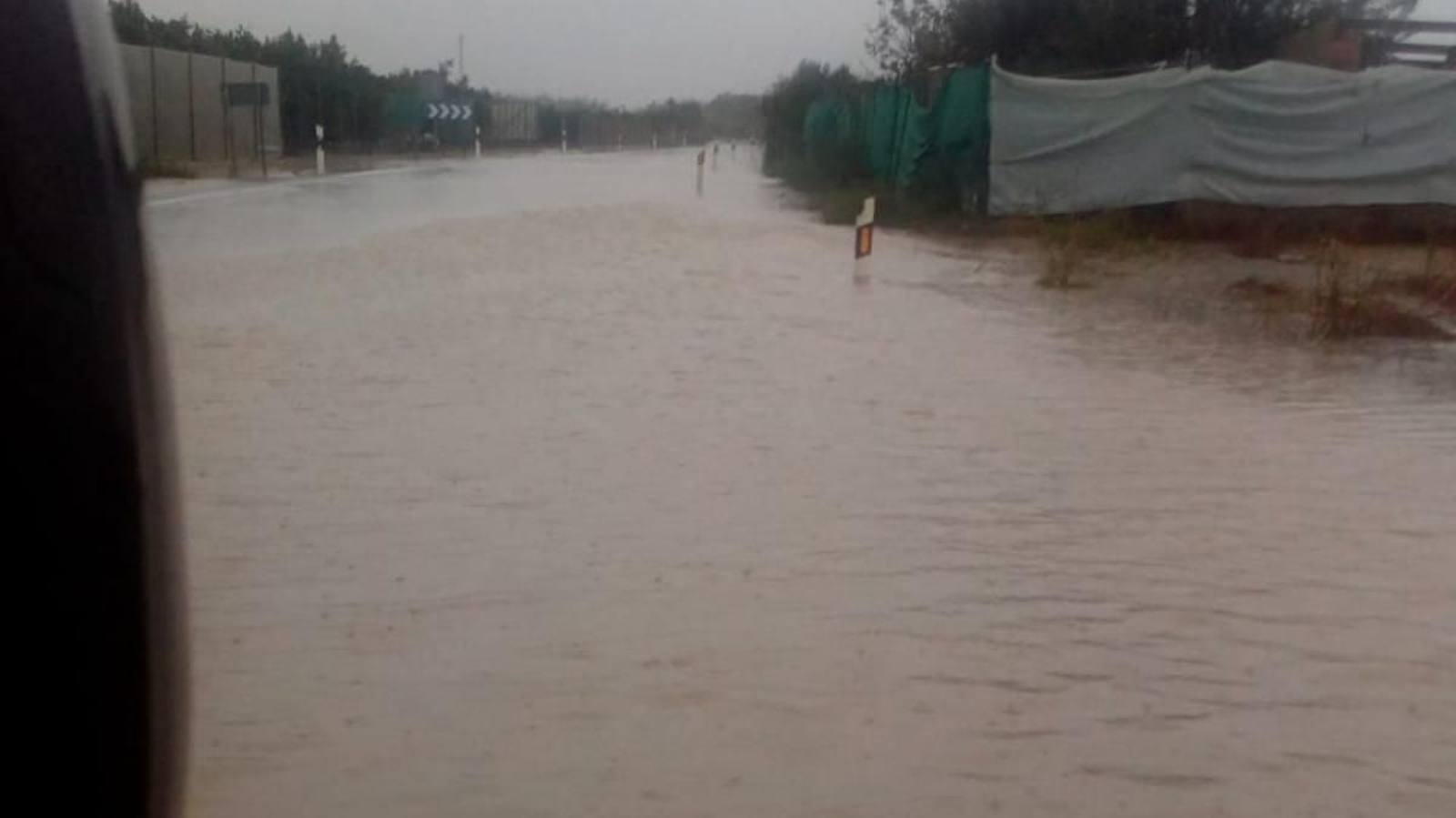 Estat de la CV-605, entre Cullera i Gandia