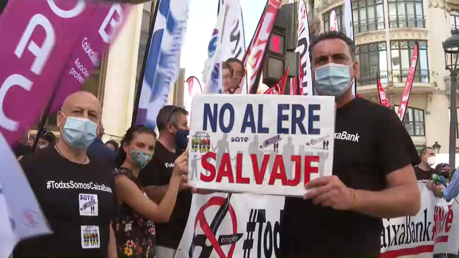 Protesta dels treballadors de CaxaBank a València