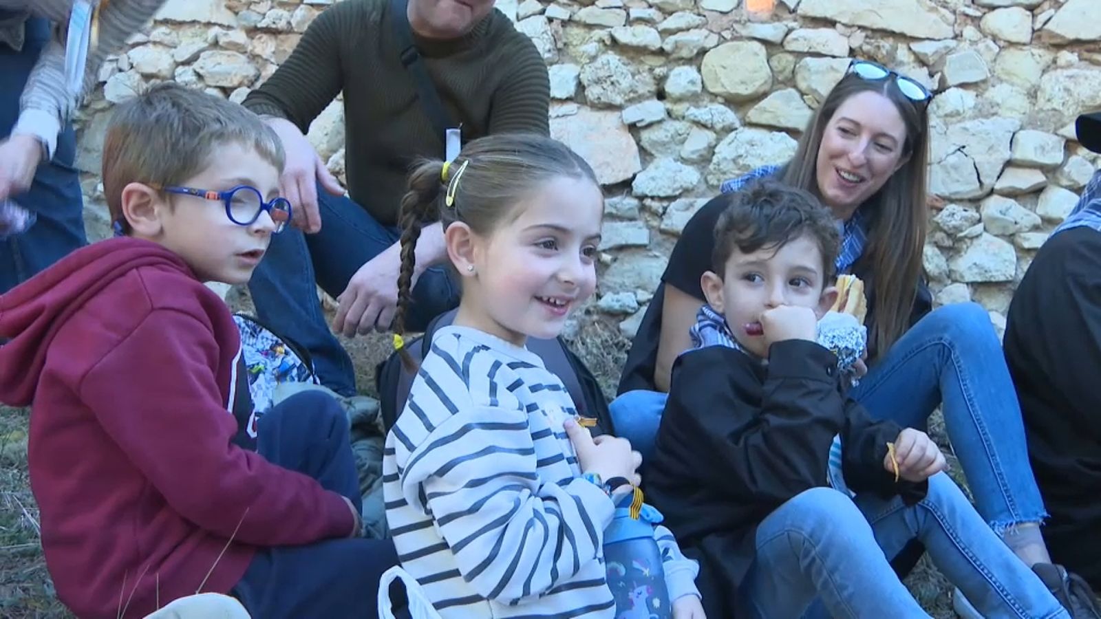 Tres xiquets participen en la Festa del Rotllo de l'Alcora