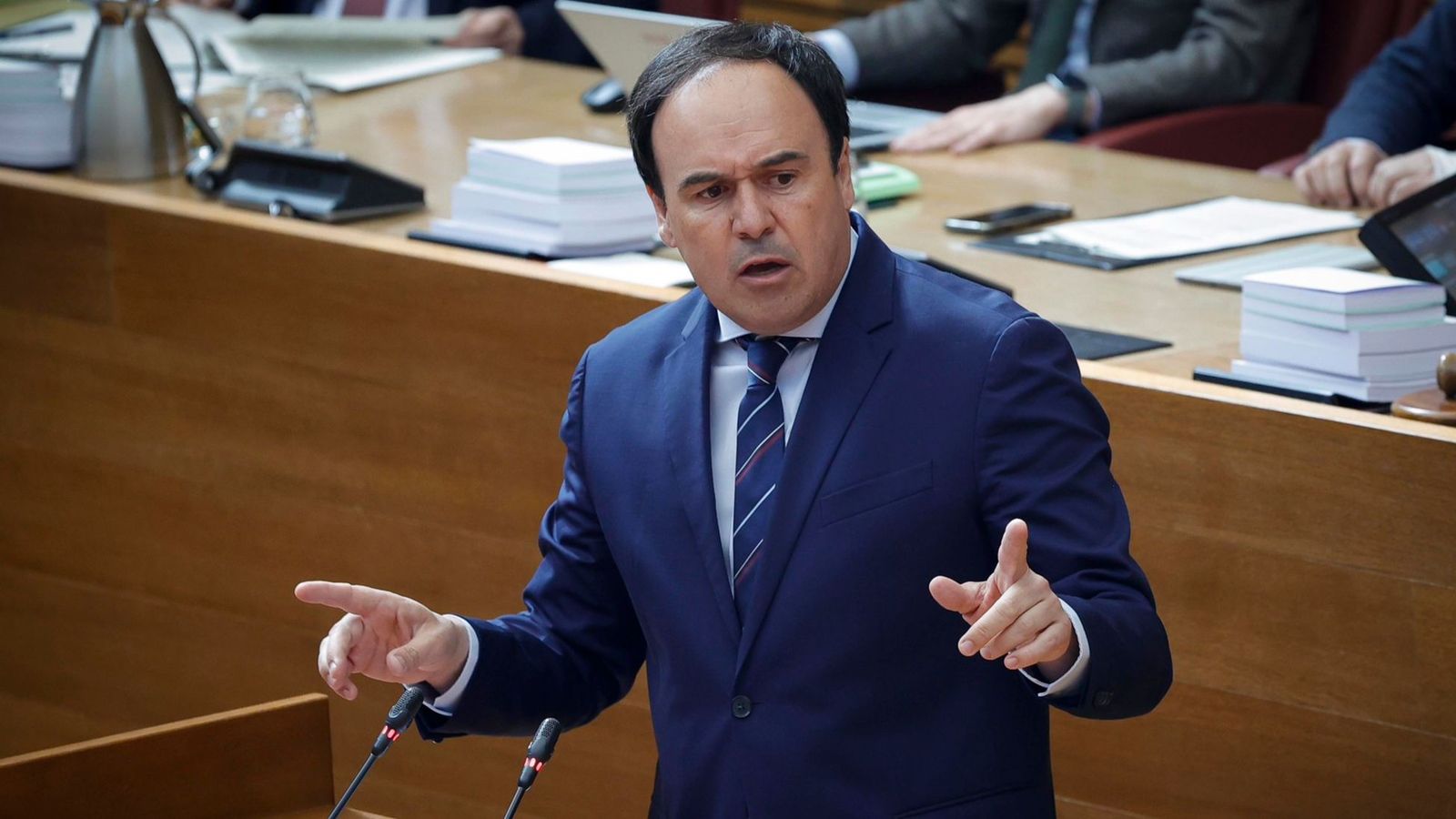 El president, Juanfran Pérez Llorca, en la sessió de control