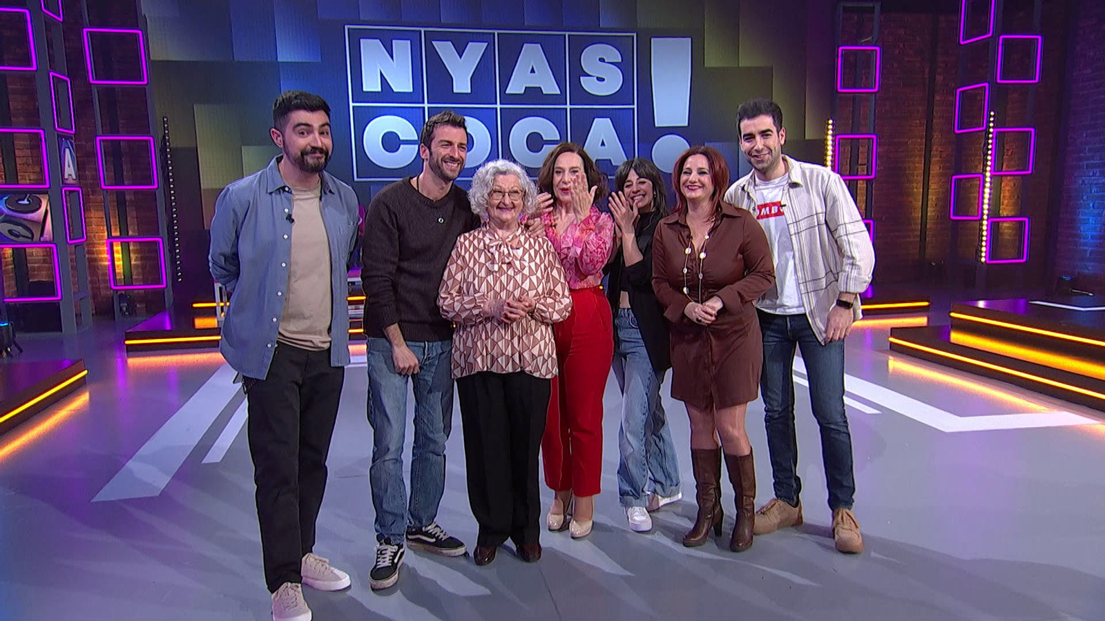 Els primers concursant són els actors de l'Alqueria Blanca, després podria ser la teua família