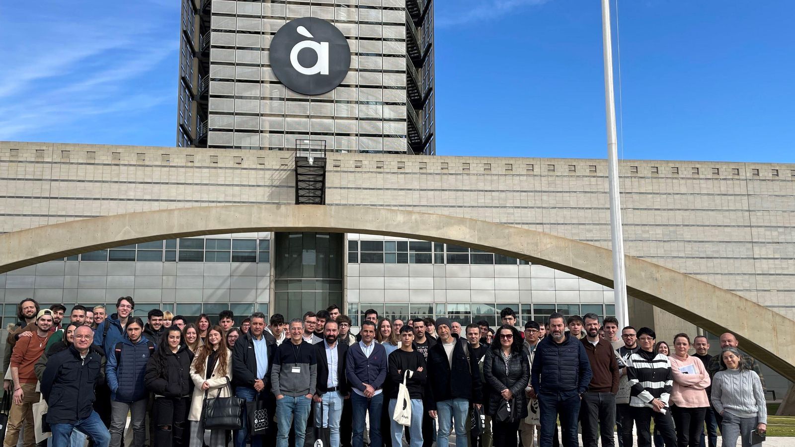 L'alumnat d'FP comença les pràctiques a À Punt