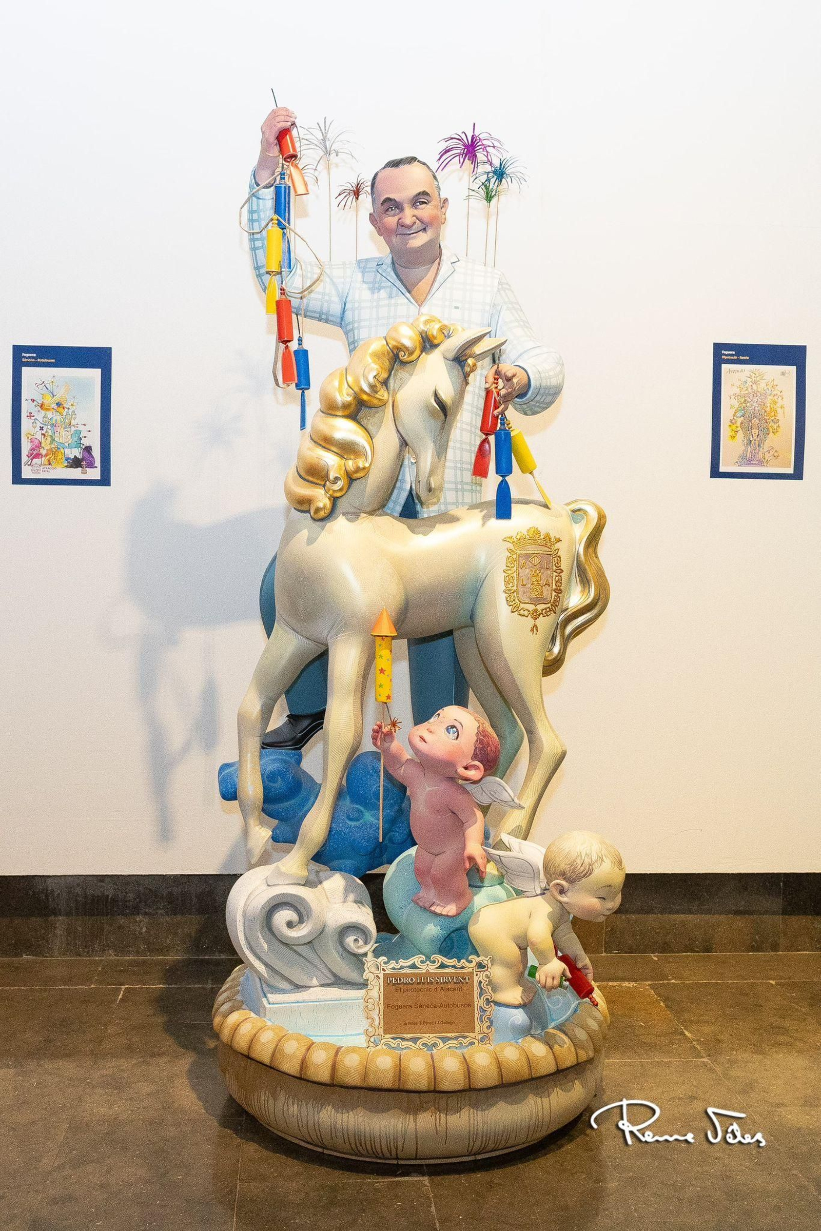 El ninot indultat en la categoria adulta ha sigut per a la foguera Sèneca-Autobusos